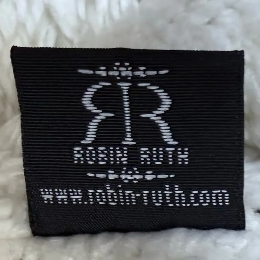 Robin Ruth Colorado Rocky Mountain Pom Pom Knit Hat Beanie One Size Blue Red